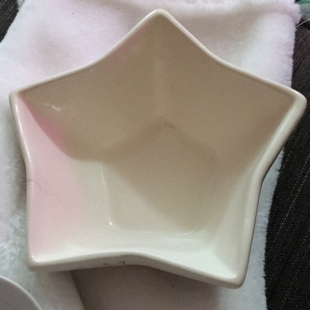 Star-Shaped Snack & Candy Dish